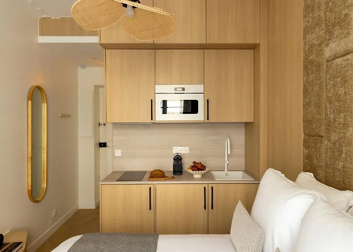 Charming Cosy - 2p - Gare Saint Lazare, Cleaning Included *